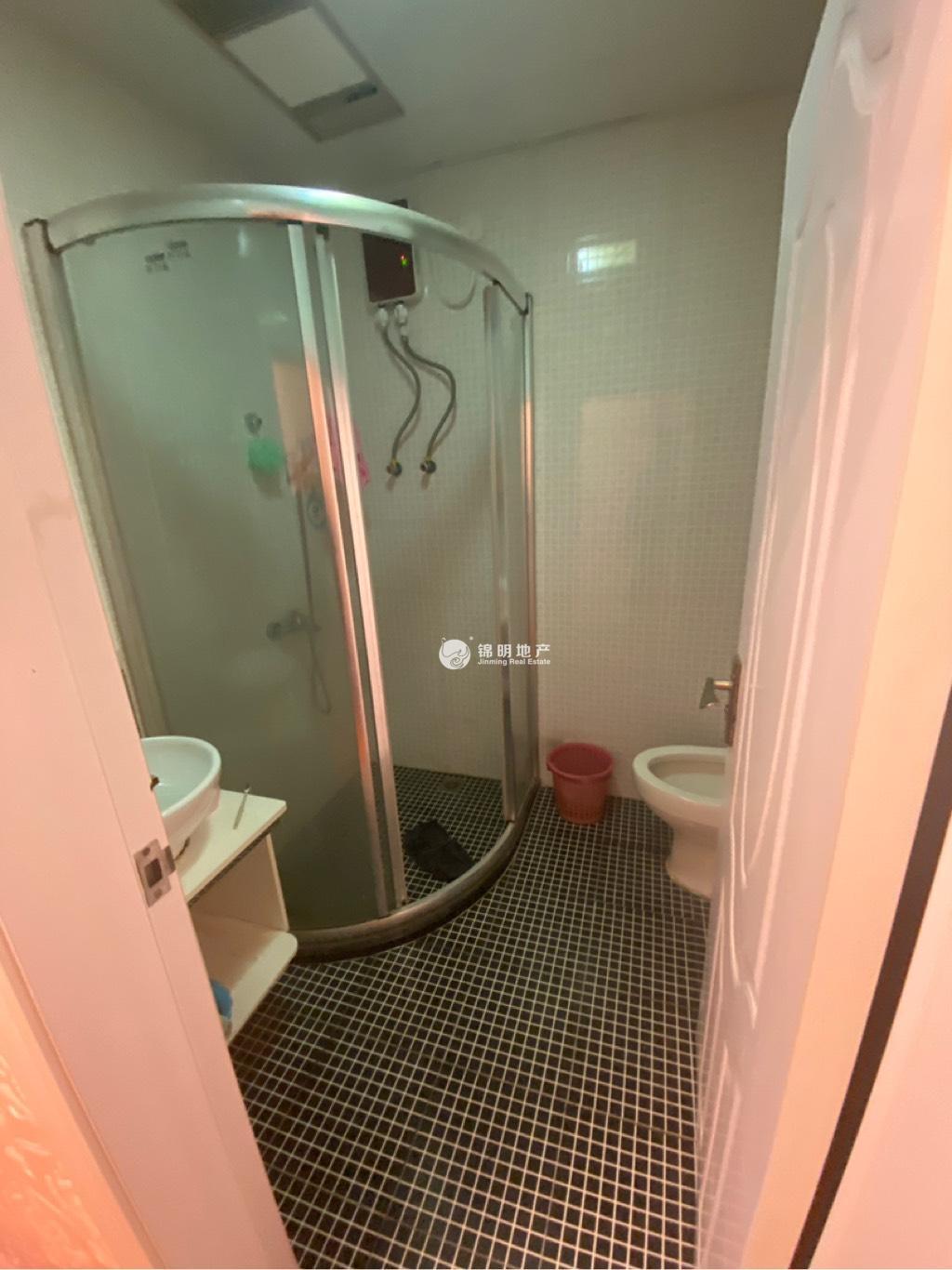 五角场金岛大厦110平米写字楼出租